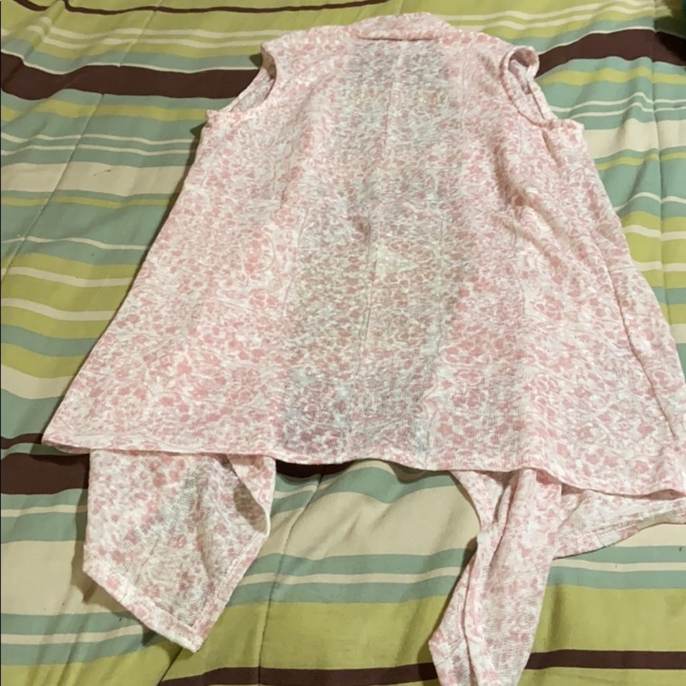 Girls Vest. Excellent Condition